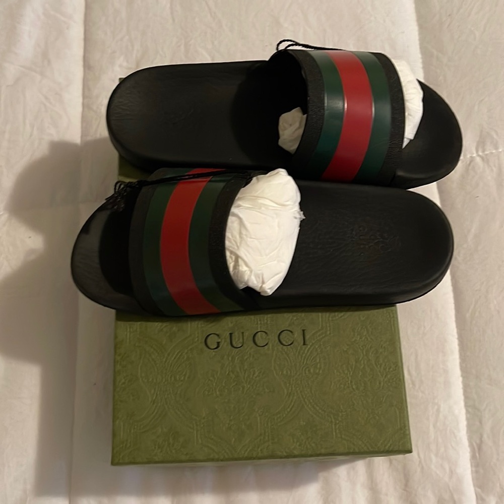 Authentic kids Gucci slides